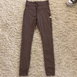 Vuori Daily Form Leggings - Huckleberry